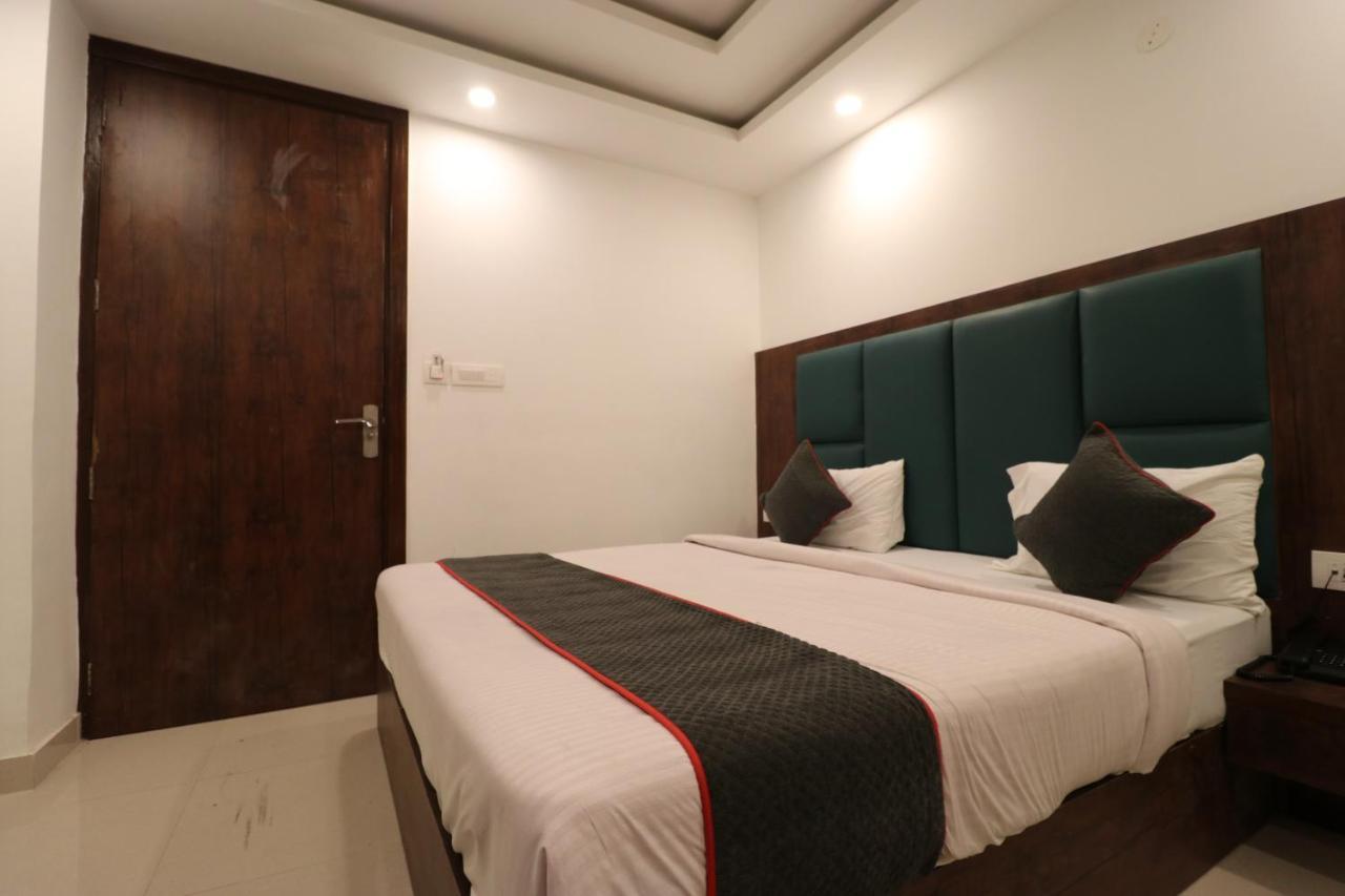 Hotel Krone A Family Hotel Near Igi Airport Delhi Nové Dillí Exteriér fotografie