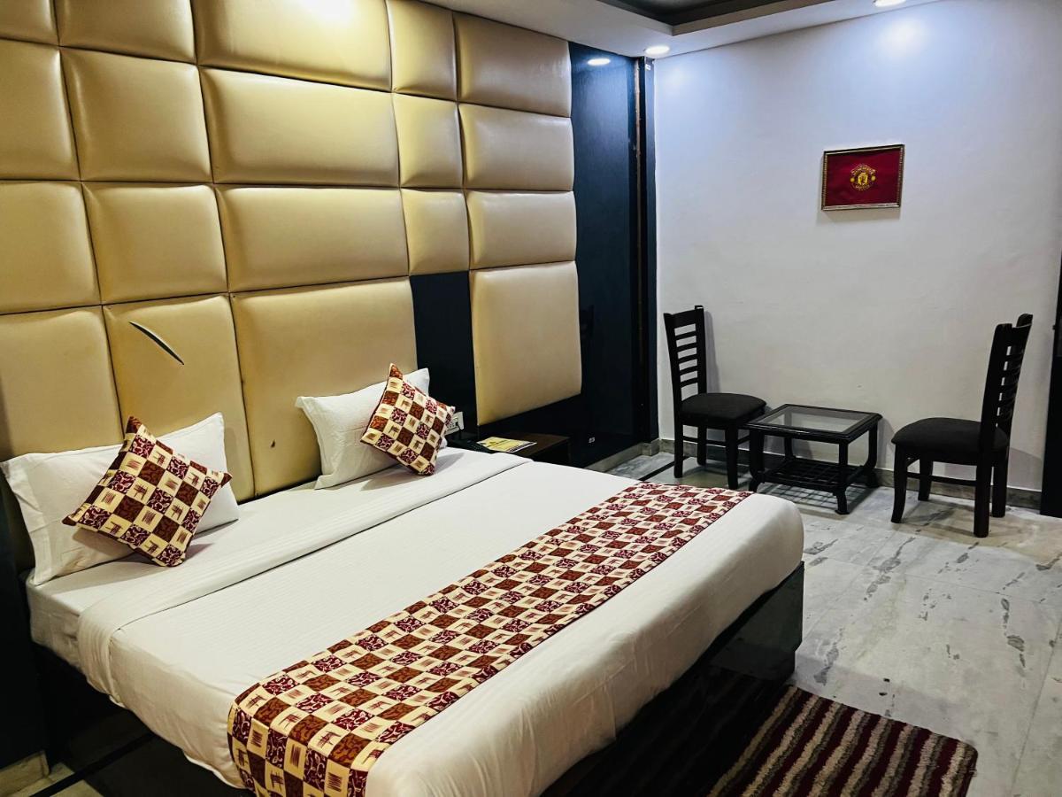 Hotel Krone A Family Hotel Near Igi Airport Delhi Nové Dillí Exteriér fotografie