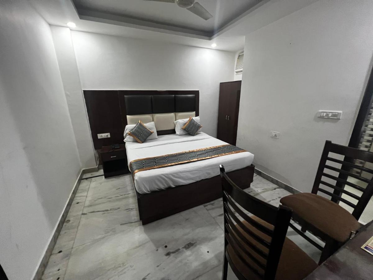 Hotel Krone A Family Hotel Near Igi Airport Delhi Nové Dillí Exteriér fotografie
