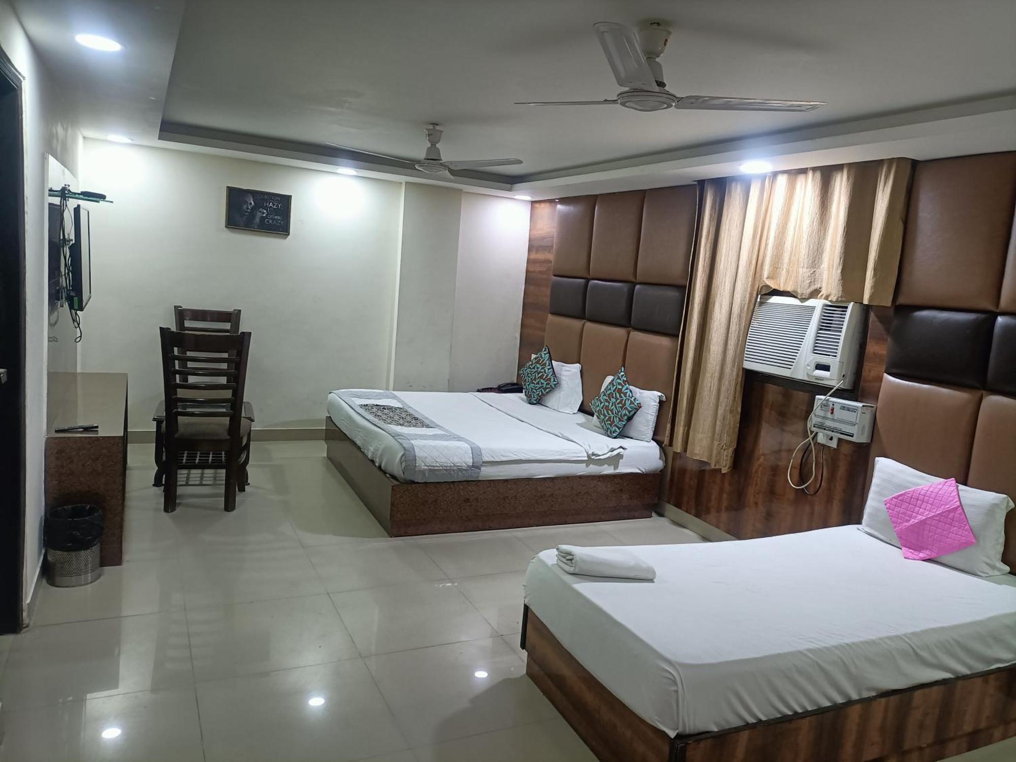 Hotel Krone A Family Hotel Near Igi Airport Delhi Nové Dillí Exteriér fotografie