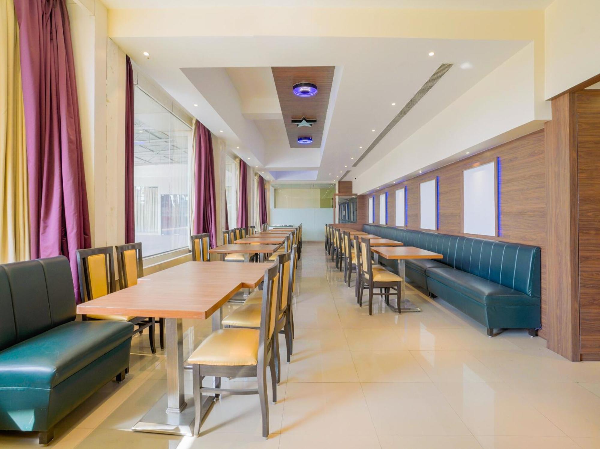 Hotel Krone A Family Hotel Near Igi Airport Delhi Nové Dillí Exteriér fotografie